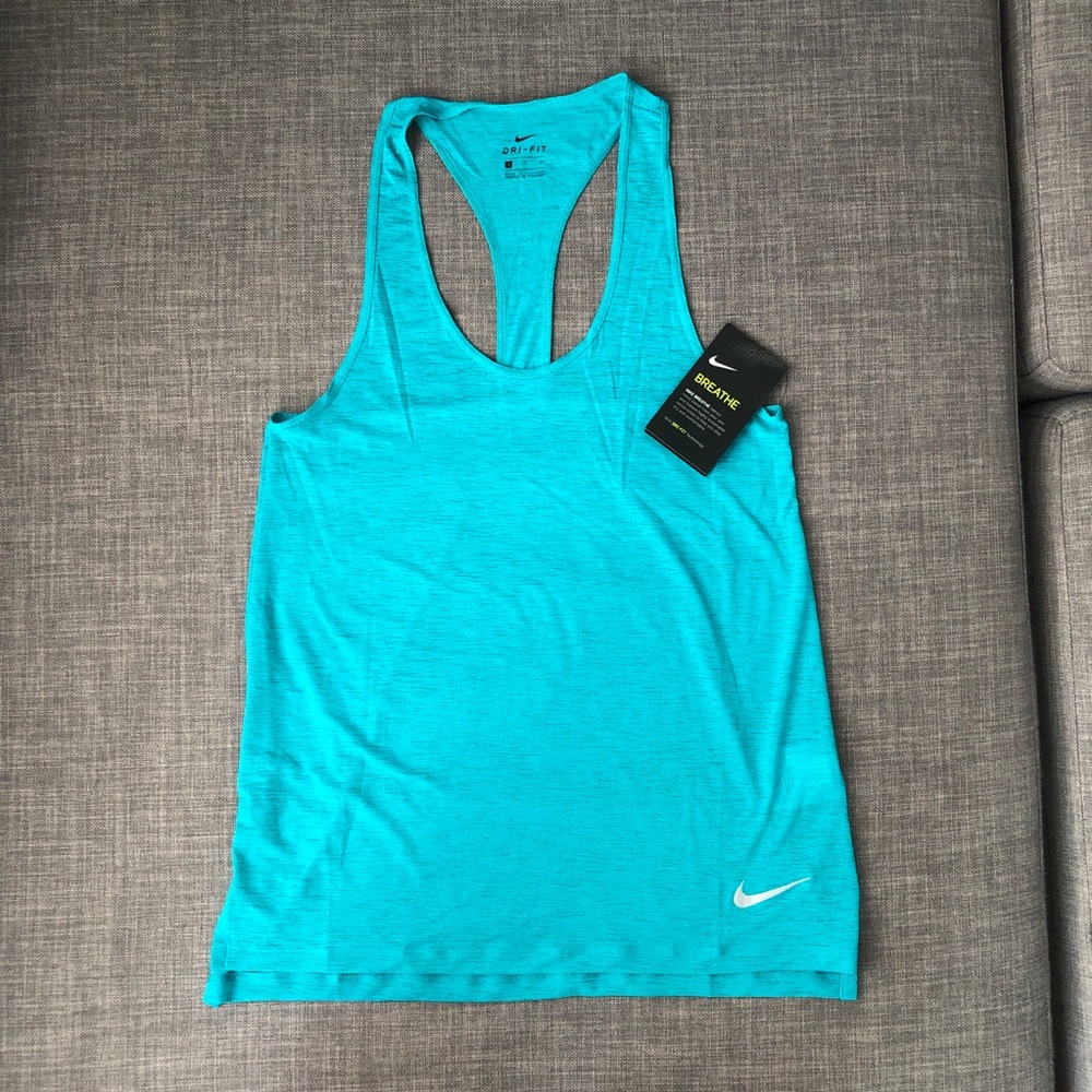 Nike lightweight tank top